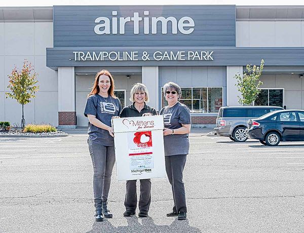 MITTENSFORDETROITdj-1-main-600x